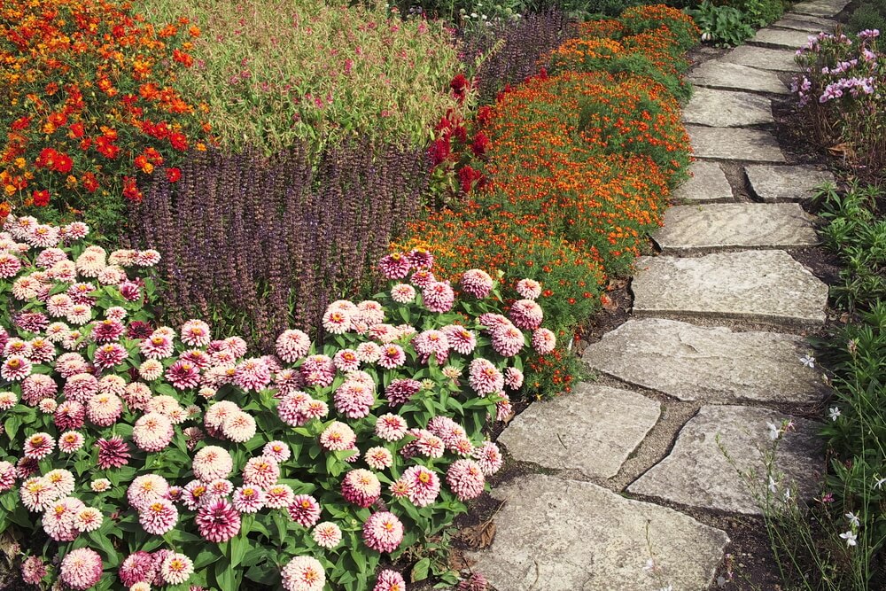 In Love with Autumn: 8 Ideas to Make a Fall Garden Beautiful