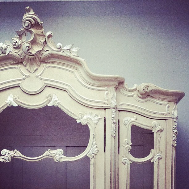armoire rococo