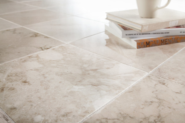 10082375-light-pearl-polished-18x18-room