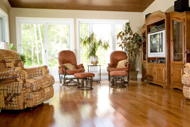 Red oak outlet wood flooring