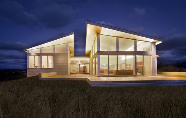 Residence by ZeroEnergy Design
