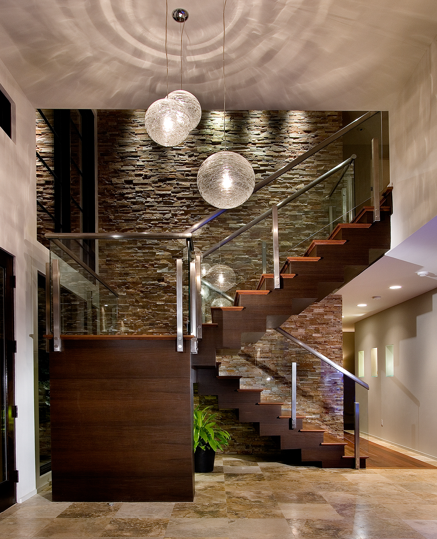 Architecture, Construction and Interior Design by Phil Kean Design Group, Photo by Michael Lowry Photography
